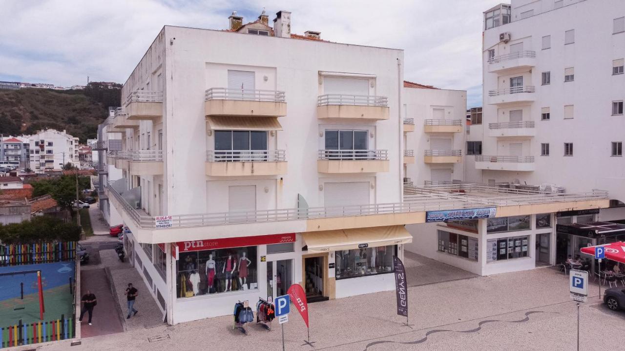 Apartamento Mar E Sol Назаре Екстер'єр фото